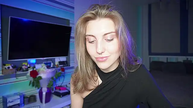 CassiaBlade1 online show from 12, 9, 2025