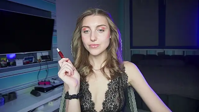 CassiaBlade1 online show from 13, 10, 2025