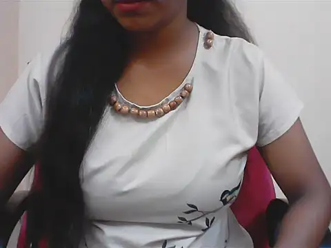 LovingPihu online show from 18, 7, 2026