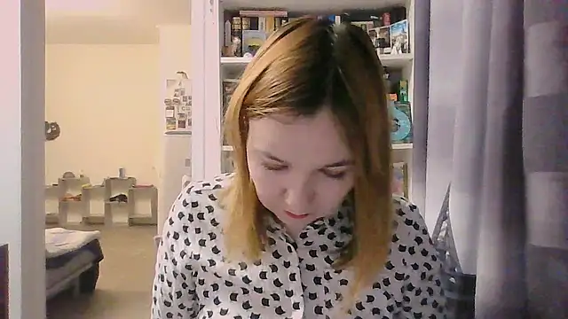 BrattyFoxyGirl online show from 7, 11, 2025