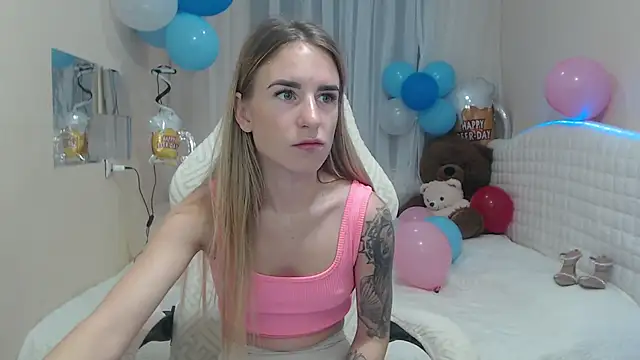 DeboraHorny online show from 4, 10, 2025