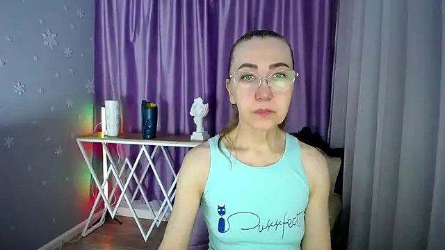 queen a n i online show from 14, 2, 2025