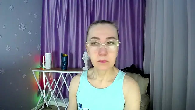 queen a n i online show from 18, 2, 2025