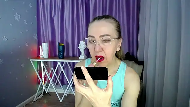 queen a n i online show from 21, 2, 2025