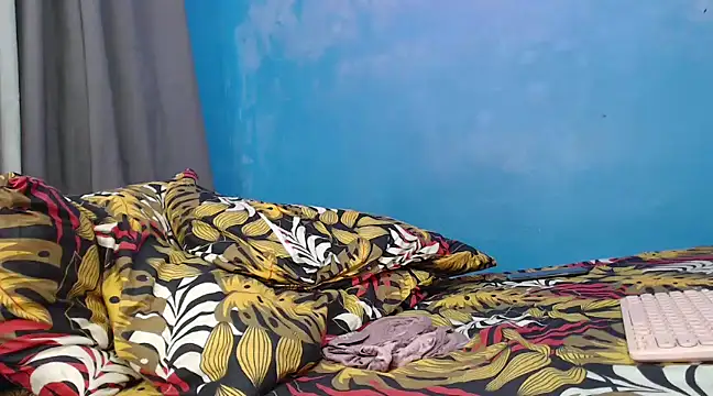 Snapshot of beatrice_21 chatting on 12, 1, 2025 beatrice 21 online show from 12, 1, 2025