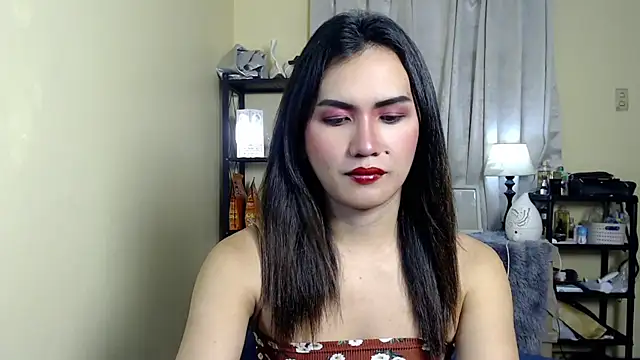 Snapshot of beatrice_21 chatting on 21, 9, 2025 beatrice 21 online show from 21, 9, 2025