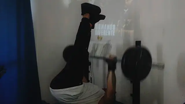 Snapshot of JacobJamess chatting on 15, 11, 2025 JacobJamess online show from 15, 11, 2025