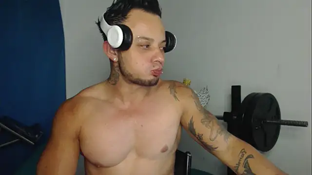 Snapshot of JacobJamess chatting on 21, 11, 2025 JacobJamess online show from 21, 11, 2025