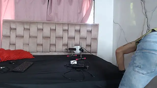 Sexytaty2022 online show from 18, 3, 2026