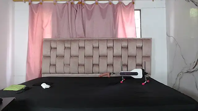 Sexytaty2022 online show from 7, 4, 2026