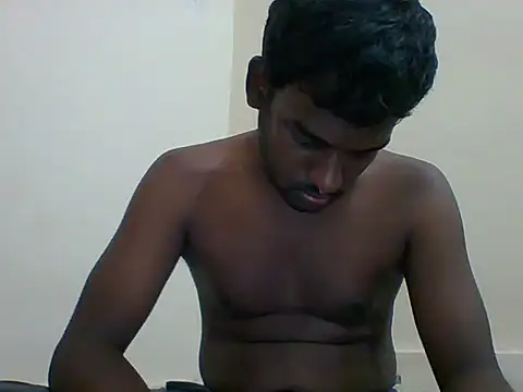 Snapshot of Slavebottombdsm09 chatting on 10, 9, 2025 Slavebottombdsm09 online show from 10, 9, 2025