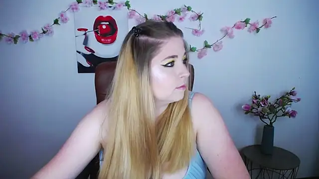 JessikaDaniel online show from 10, 11, 2025