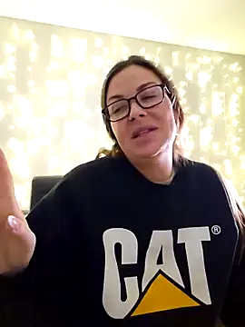 RebeccaXO  online show from 11, 12, 2024