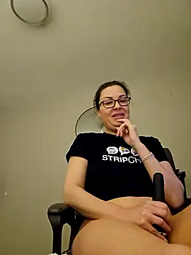 RebeccaXO  online show from 7, 2, 2025