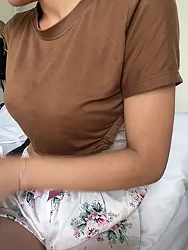 DulceMya6 online show from 13, 3, 2026