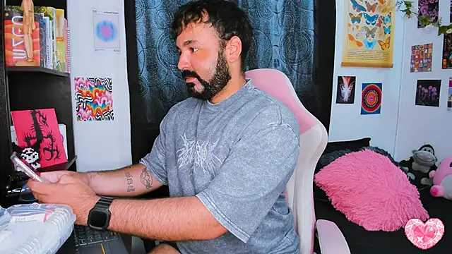 Snapshot of johnnyalx chatting on 11, 3, 2025 johnnyalx online show from 11, 3, 2025