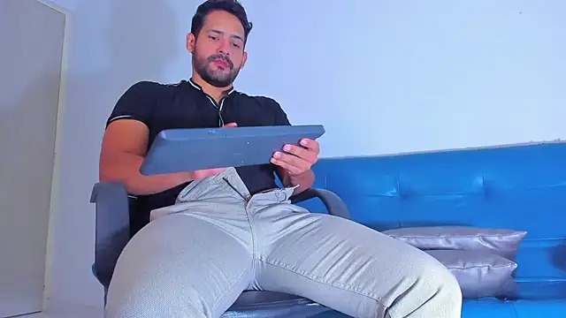 JorsMontero online show from 5, 3, 2025