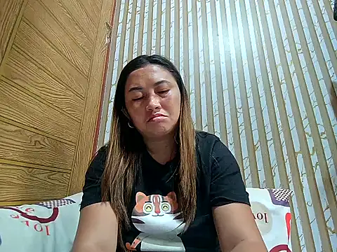 Snapshot of LalaiAsian chatting on 22, 4, 2026 LalaiAsian online show from 22, 4, 2026