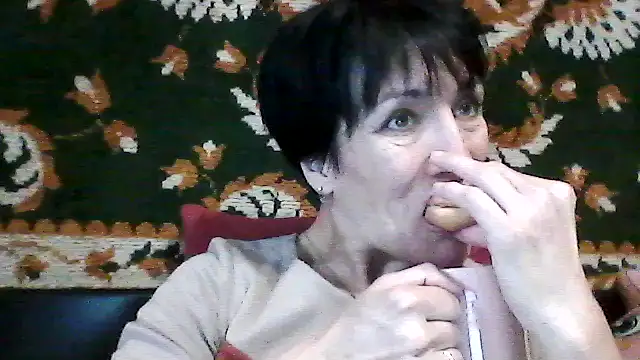 SunnyAmorre online show from 6, 10, 2025