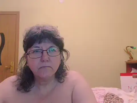 HugeTits online show from 30, 12, 2024