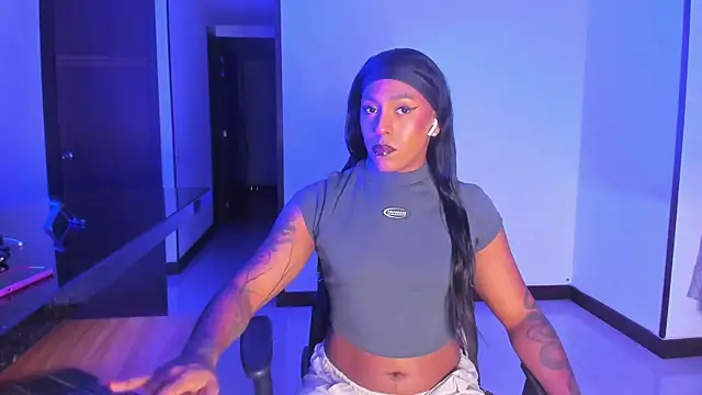 Snapshot of AmberRaus chatting on 20, 2, 2025 AmberRaus online show from 20, 2, 2025