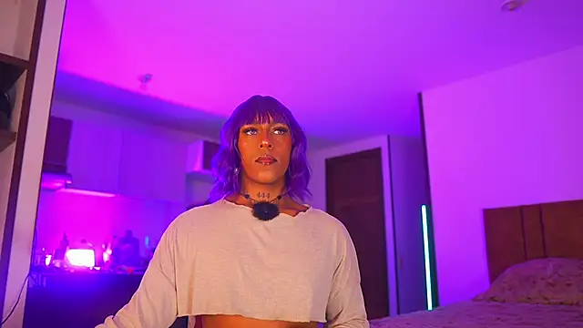 Snapshot of AmberRaus chatting on 9, 11, 2025 AmberRaus online show from 9, 11, 2025