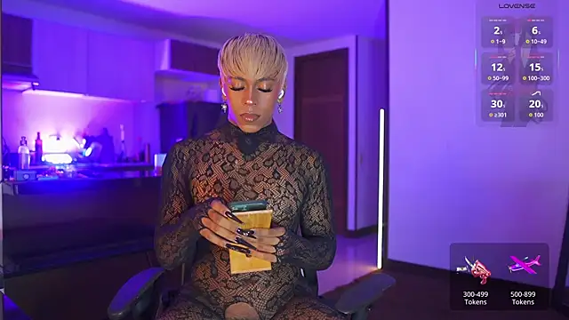 Snapshot of AmberRaus chatting on 26, 11, 2025 AmberRaus online show from 26, 11, 2025