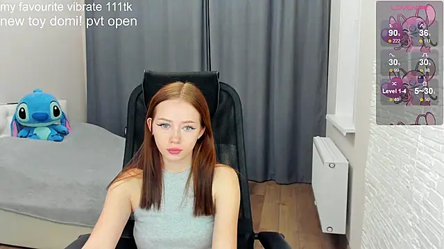 Snapshot of Hot_Mia_ chatting on 2, 12, 2024 Hot Mia online show from 2, 12, 2024