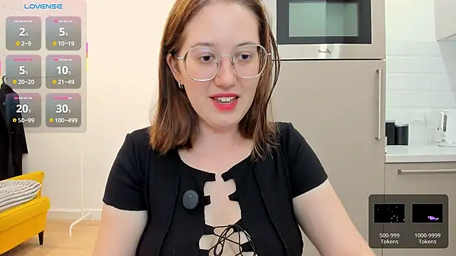 Snapshot of Charmy_Gracy chatting on 23, 6, 2026 Charmy Gracy online show from 23, 6, 2026