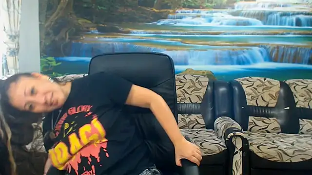 Snapshot of MoistMady chatting on 8, 10, 2025 MoistMady online show from 8, 10, 2025