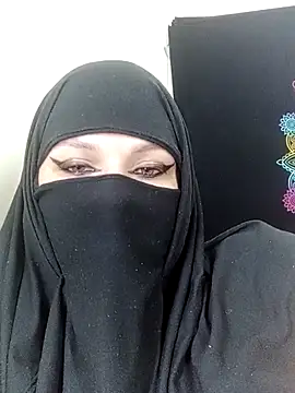 evelyn  salah online show from 22, 10, 2025