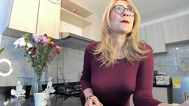 ashleymilf 1 online show from 21, 2, 2025