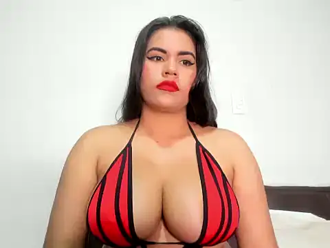 roxanamariahills  online show from 2, 12, 2024