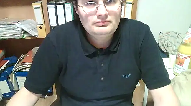 Snapshot of makau1 chatting on 31, 1, 2025 makau1 online show from 31, 1, 2025