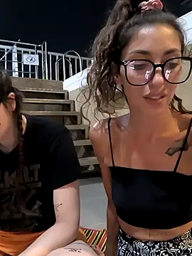 Snapshot of amanilouve chatting on 12, 2, 2025 amanilouve online show from 12, 2, 2025