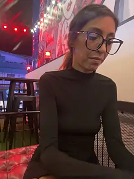 Snapshot of amanilouve chatting on 9, 3, 2025 amanilouve online show from 9, 3, 2025