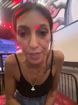 Snapshot of amanilouve chatting on 13, 3, 2025 amanilouve online show from 13, 3, 2025