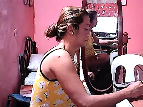Snapshot of yummy_21xxx chatting on 25, 1, 2025 yummy 21xxx online show from 25, 1, 2025