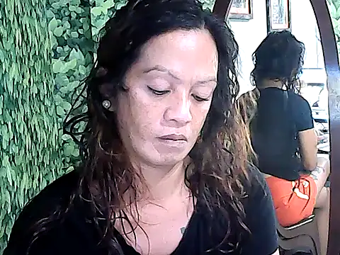 Snapshot of yummy_21xxx chatting on 18, 9, 2025 yummy 21xxx online show from 18, 9, 2025
