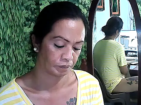 Snapshot of yummy_21xxx chatting on 19, 9, 2025 yummy 21xxx online show from 19, 9, 2025