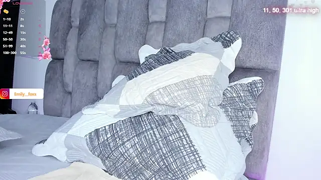 emily fox1 online show from 7, 4, 2026