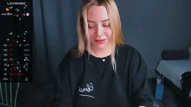 MonaLauu online show from 15, 11, 2025