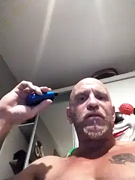 Snapshot of Verynaughtyx chatting on 15, 10, 2025 Verynaughtyx online show from 15, 10, 2025