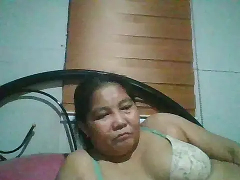 Snapshot of pinay_wild_mature chatting on 27, 11, 2025 pinay wild mature online show from 27, 11, 2025