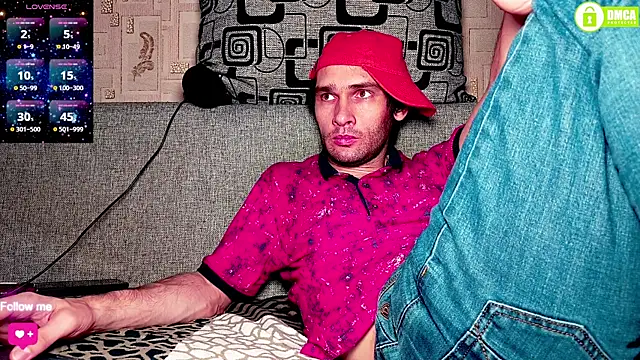 Snapshot of DavidCarroll chatting on 28, 11, 2025 DavidCarroll online show from 28, 11, 2025