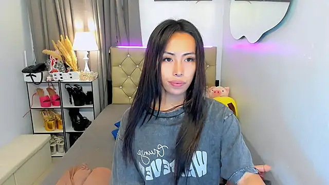 reighnempress online show from 22, 3, 2025