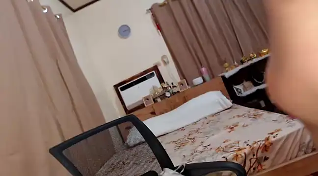 Snapshot of LoveMarieFoxxx chatting on 14, 1, 2025 LoveMarieFoxxx online show from 14, 1, 2025