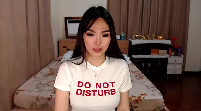 Snapshot of LoveMarieFoxxx chatting on 2, 2, 2025 LoveMarieFoxxx online show from 2, 2, 2025