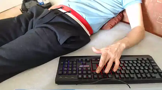 Snapshot of VASKOS178 chatting on 6, 3, 2025 VASKOS178 online show from 6, 3, 2025