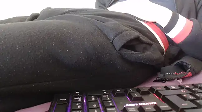 Snapshot of VASKOS178 chatting on 19, 3, 2025 VASKOS178 online show from 19, 3, 2025